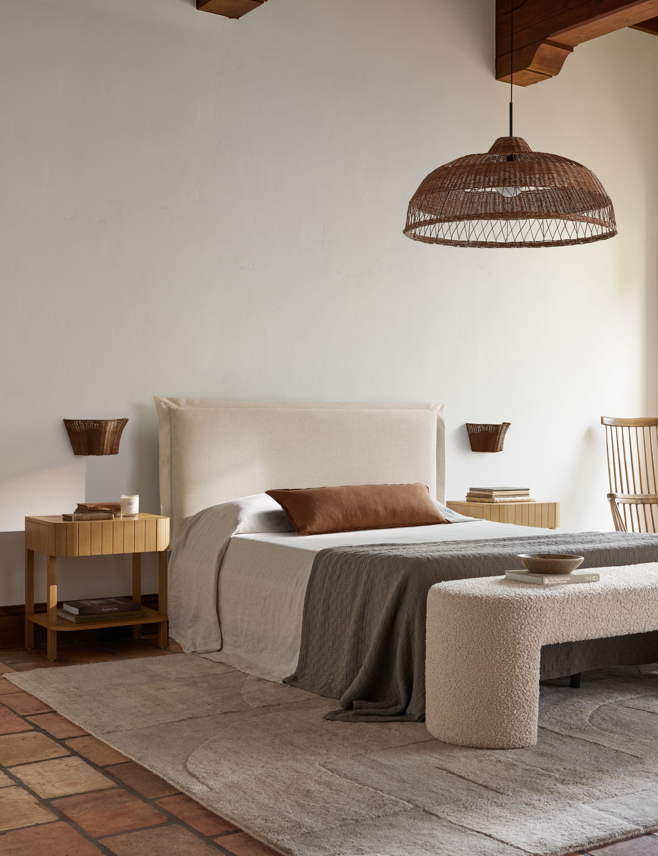Elara Platform Bed