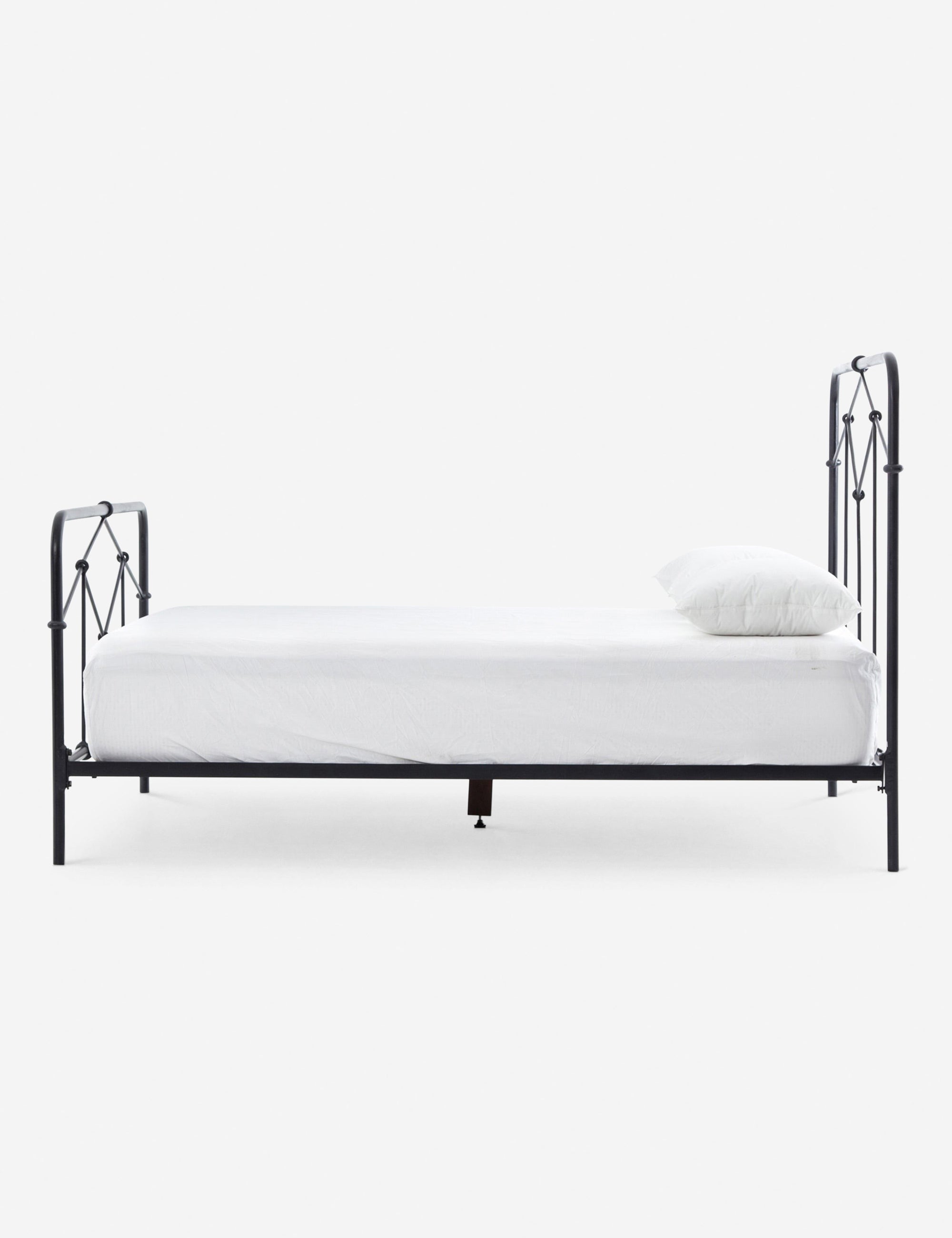 Maddie Bed