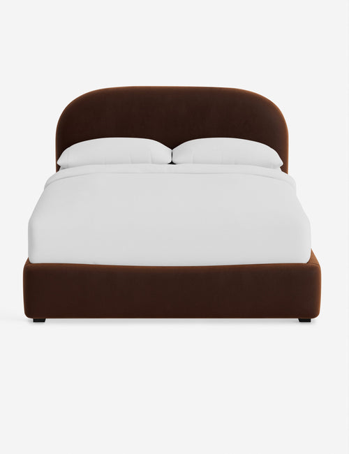 Tête de lit L’esprit du lit est à la fois sophistiqué et confortable avec un revêtement souple et une tête de lit douce et sculpturale. On aime aussi son